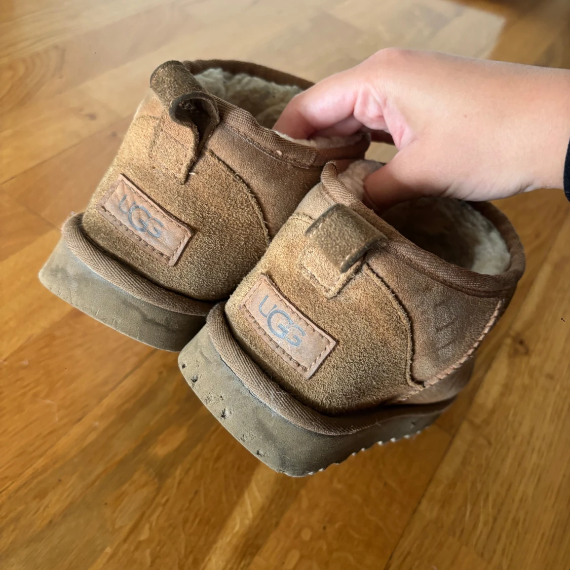 Bruna UGG boots i mocka - 1