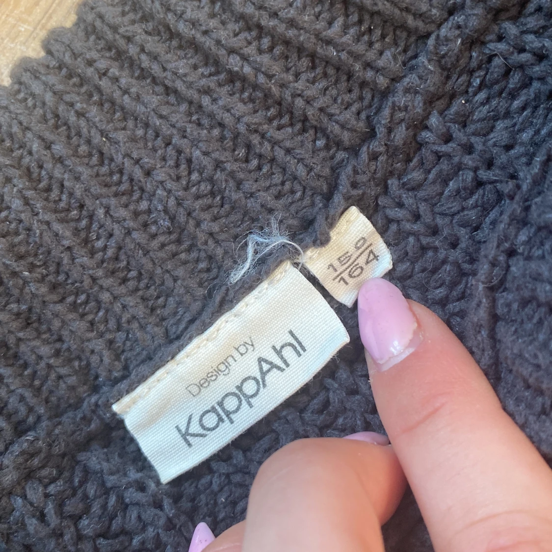 Svart offshoulder tröja - 1