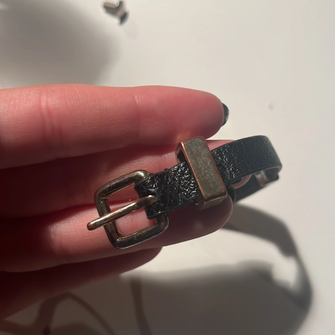 Silvrigt läderarmband Marc by Marc Jacobs - 4