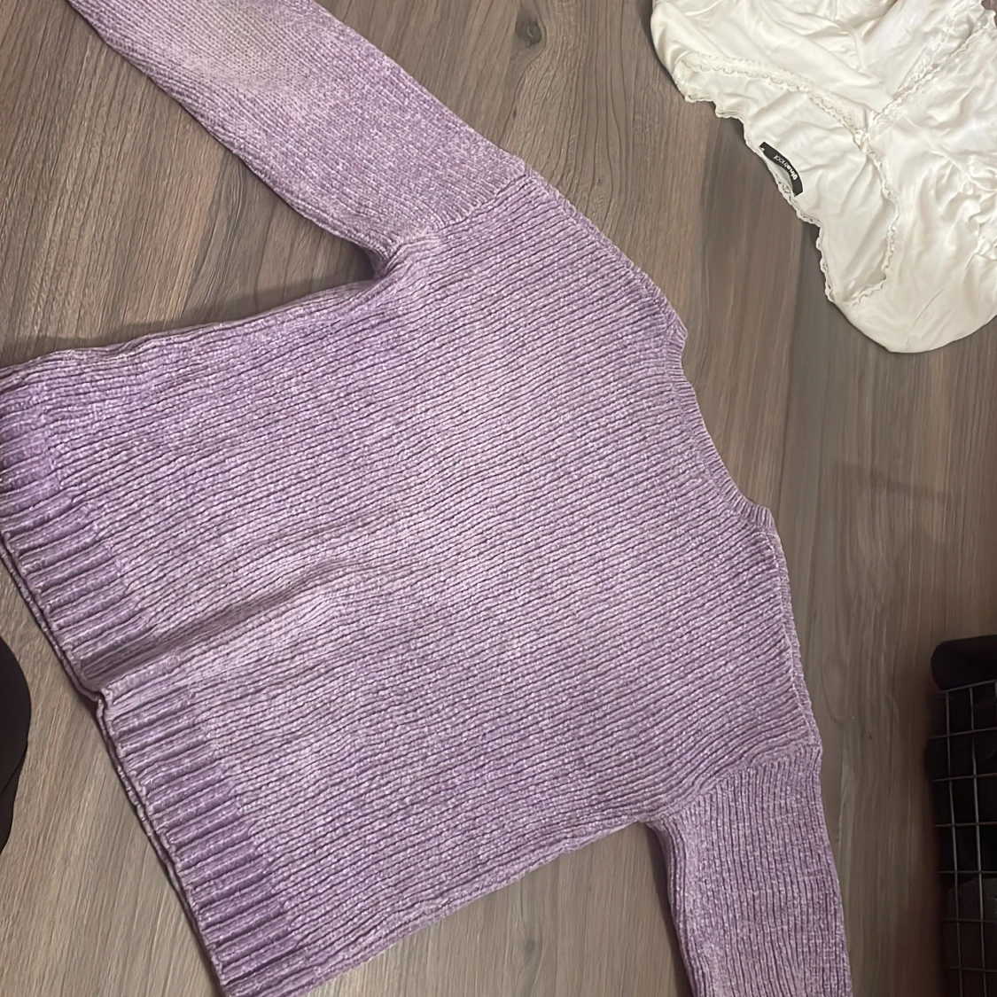 Ljuslila stickad tröja FB Sister - 2