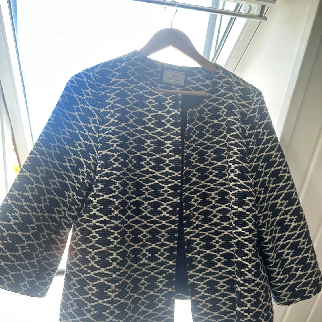 Mönstrad blåvit rock från Flash Woman - 3