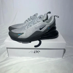Nike Air Max 270 - Nike Air Max 270, grå, storlek 44.5 passar 43 och kanske stor 42a