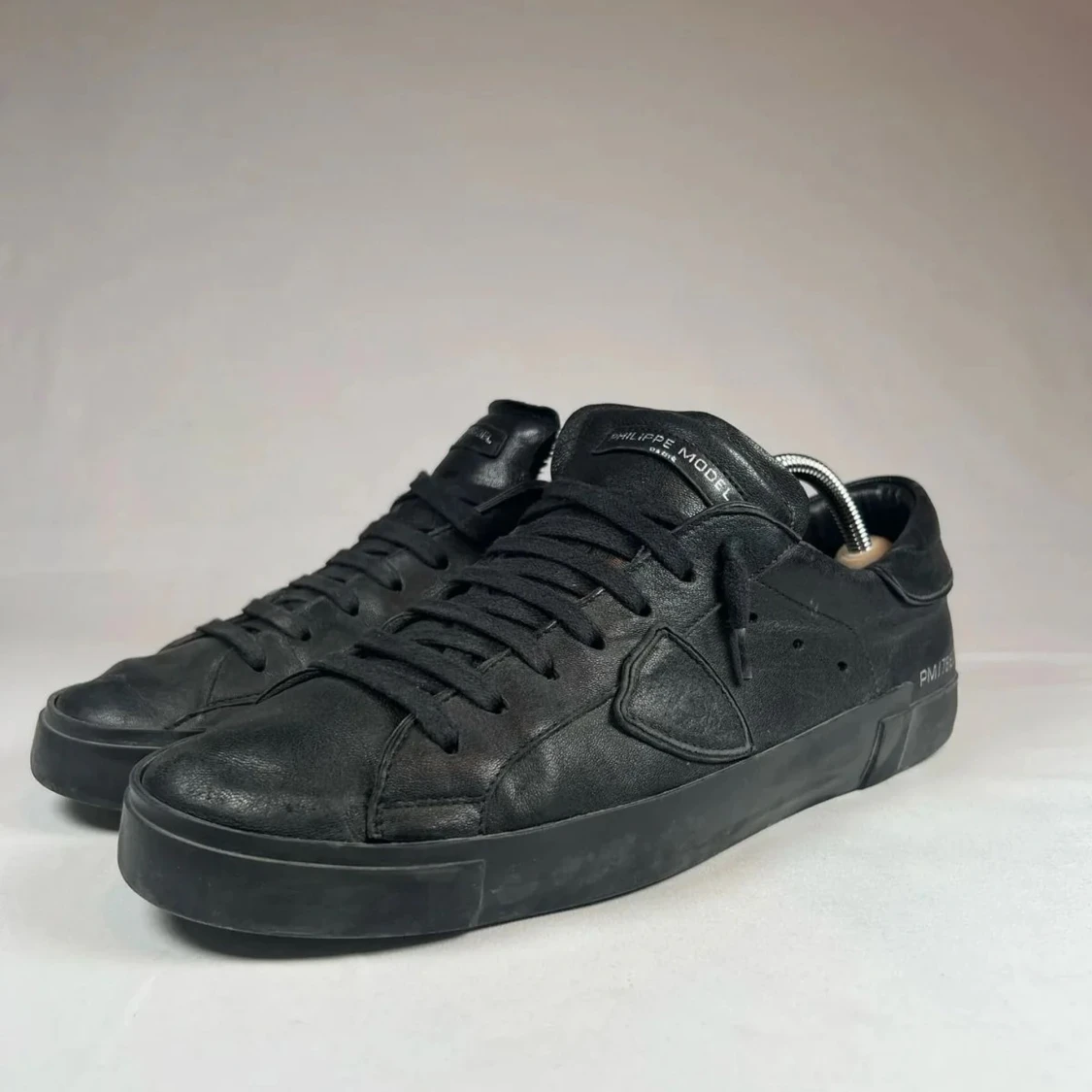 Svarta sneakers från Philippe Model - 3