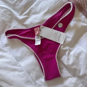 Bikiniunderdel  - Från hunkemöller 