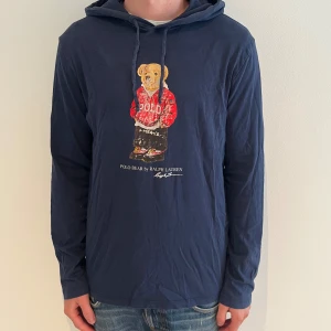 Ralph lauren hoodie  - Köp sker via vår hemsida - ricodelluxury.com