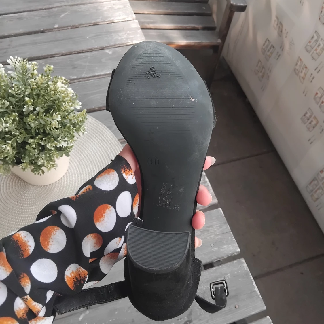 Svarta klackade sandaler från Amisu - 3