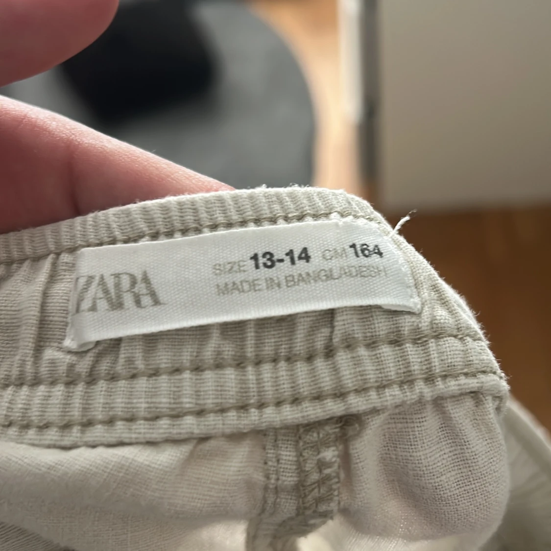 Vita linnebyxor från Zara, stl 164 - 3