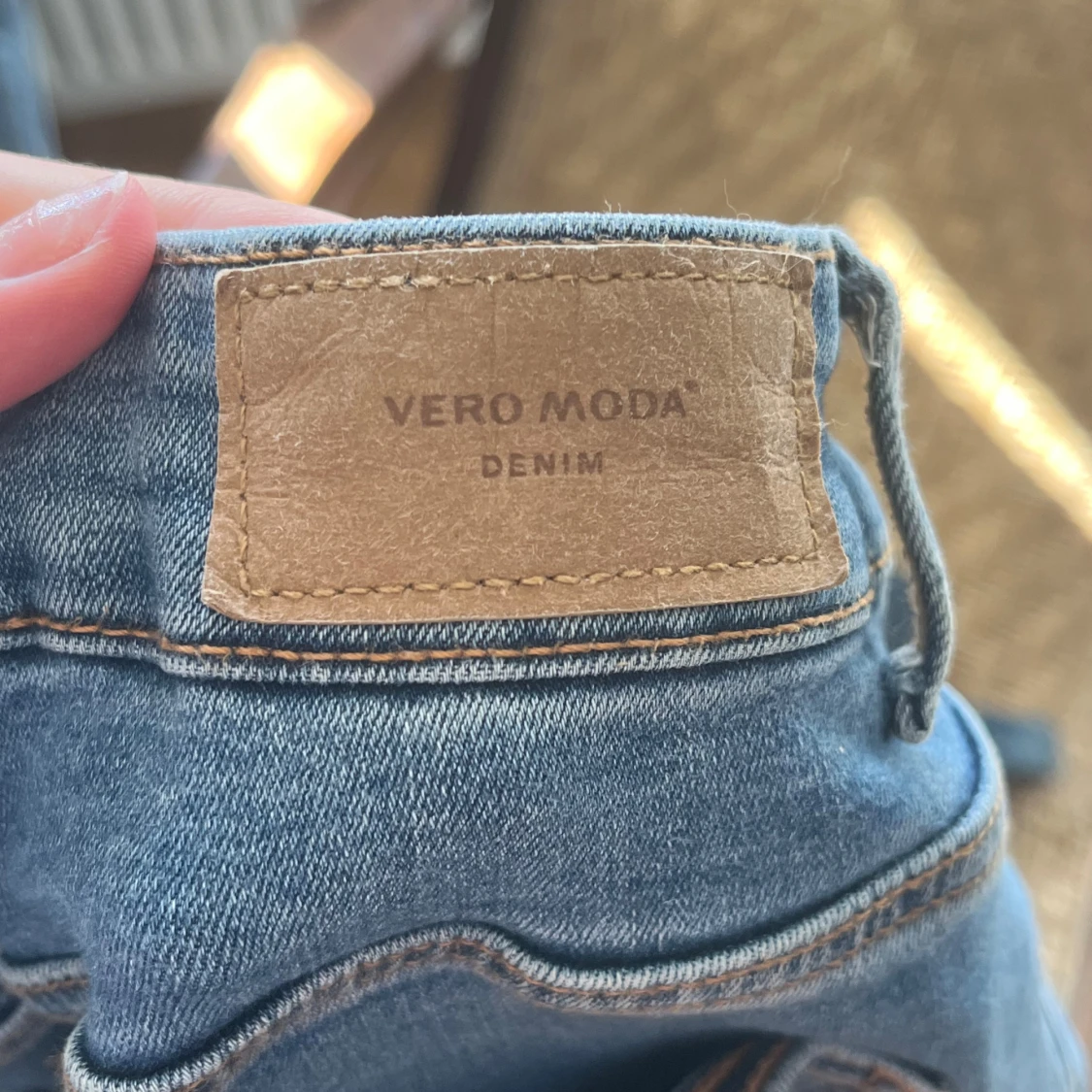Blå bootcut jeans från Vero Moda - 3