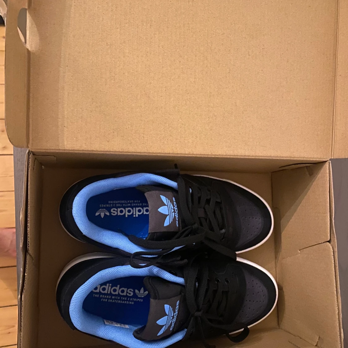 Adidas Forum 84 Low ADV svart/blå - 4