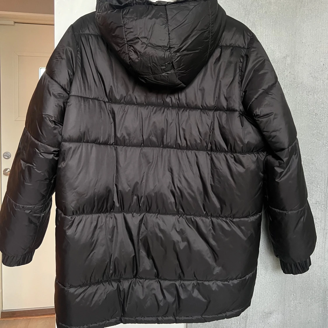 Svart dunjacka från noisy may - 1