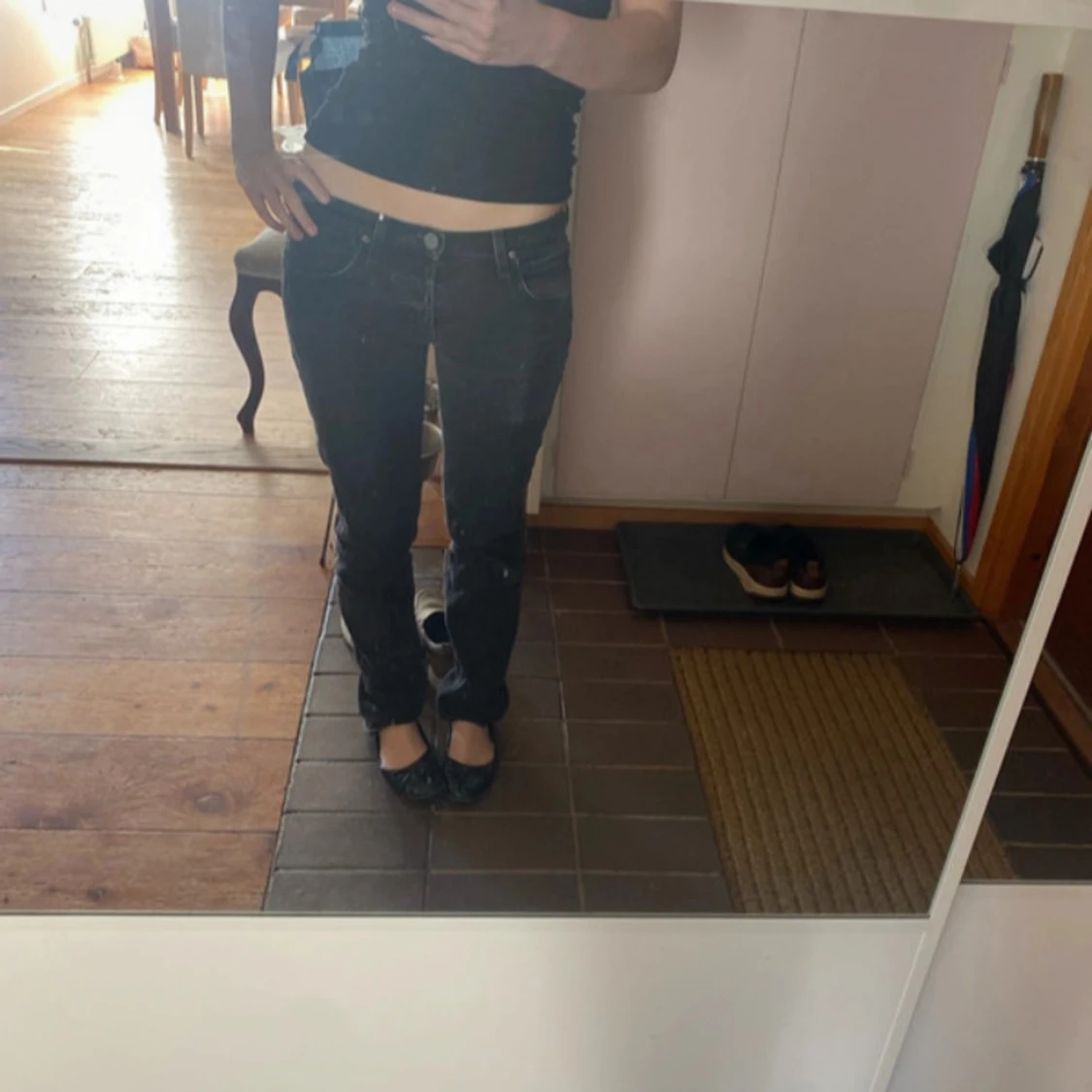 Svarta lågmidjade straight jeans