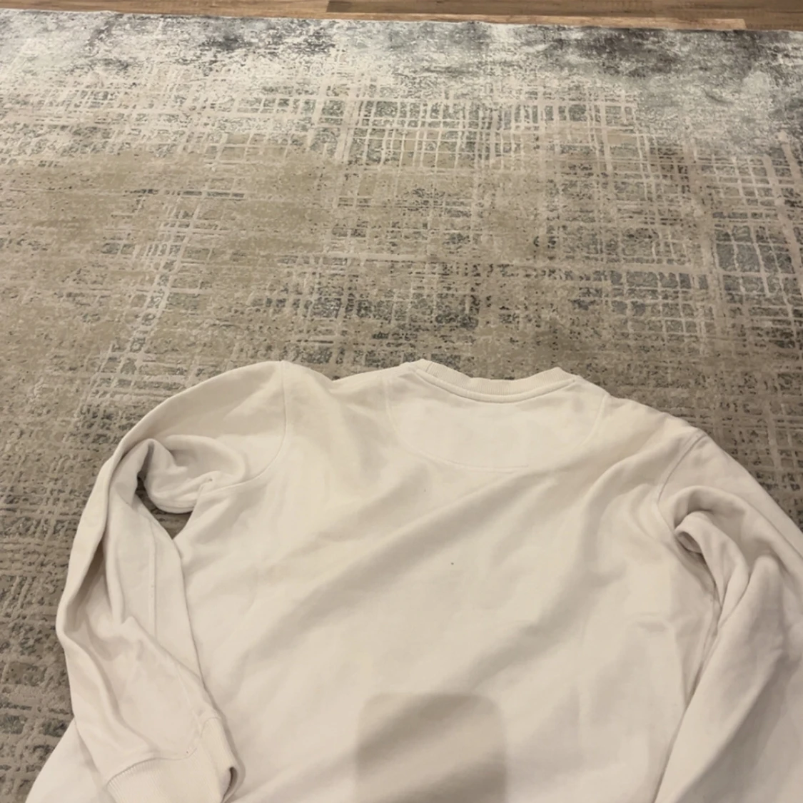 Vit sweatshirt med tigerbrodyr från Kenzo - 1