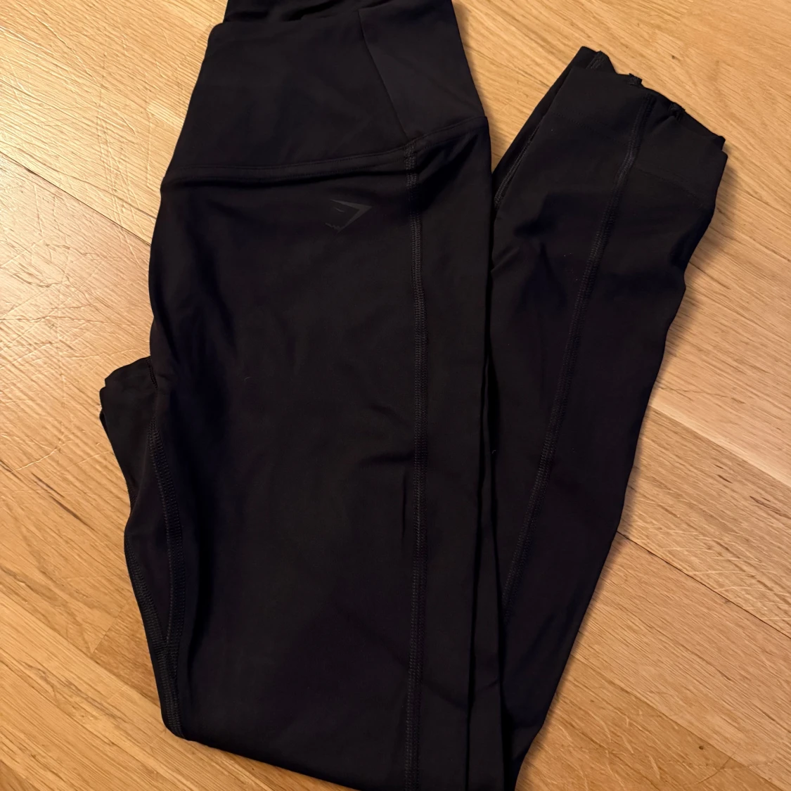 Oanvända gymshark tights - S