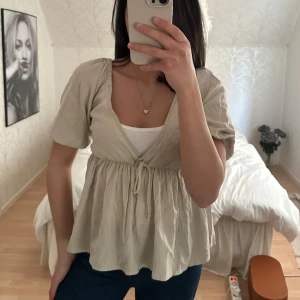 Topp - Fin topp från BikBok