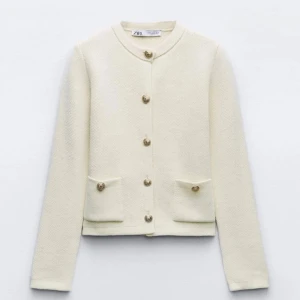 Zara kofta - Stickad kofta från Zara i storlek S💗