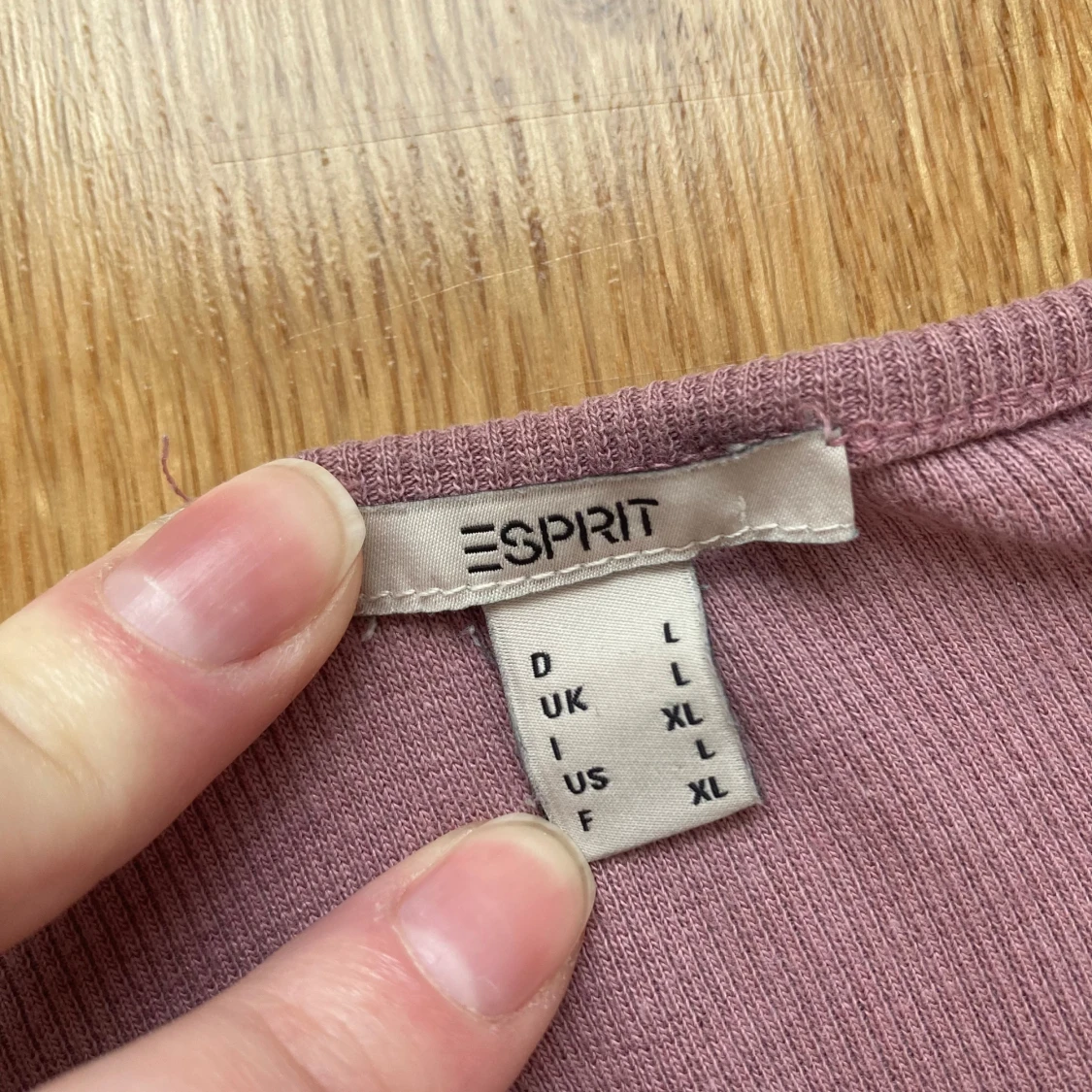 Ljuslila långärmad topp från Esprit - 1