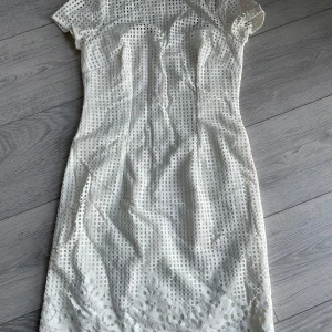 Student klänning - Oanvänd