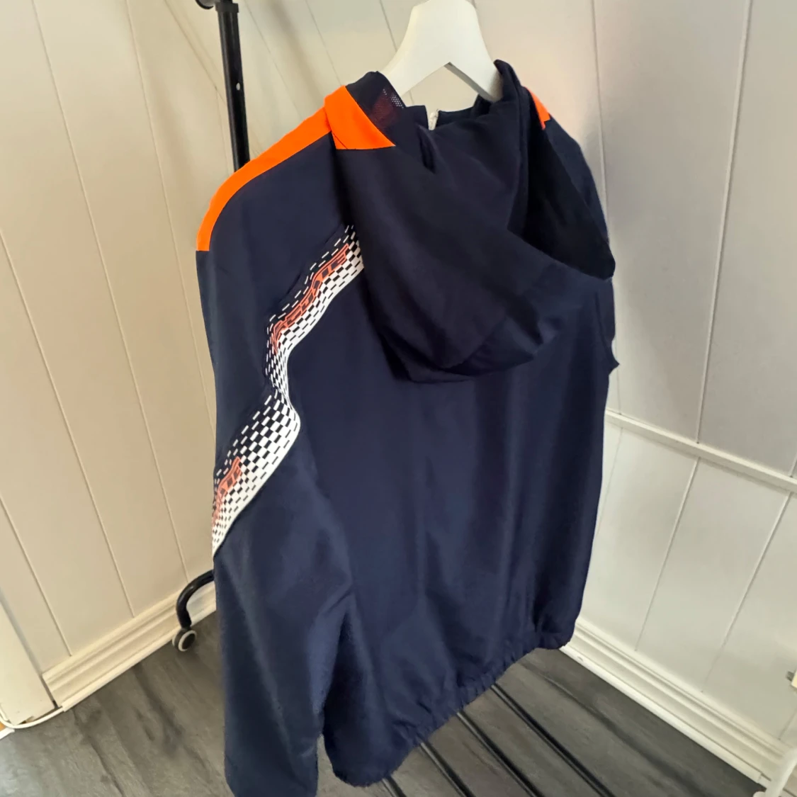 Mörkblå vindjacka från Lacoste - 1