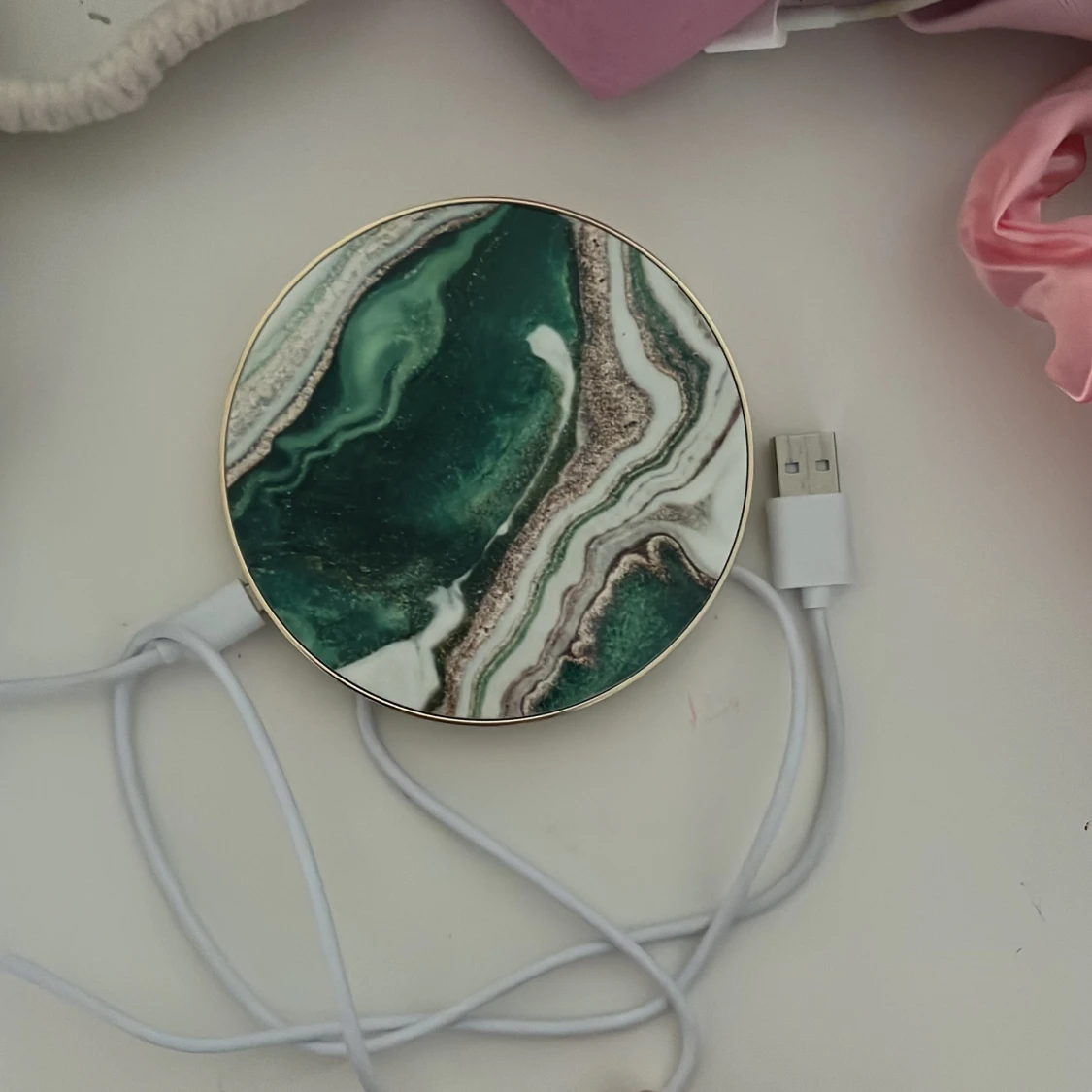 Wireless charger Ideal of sweden