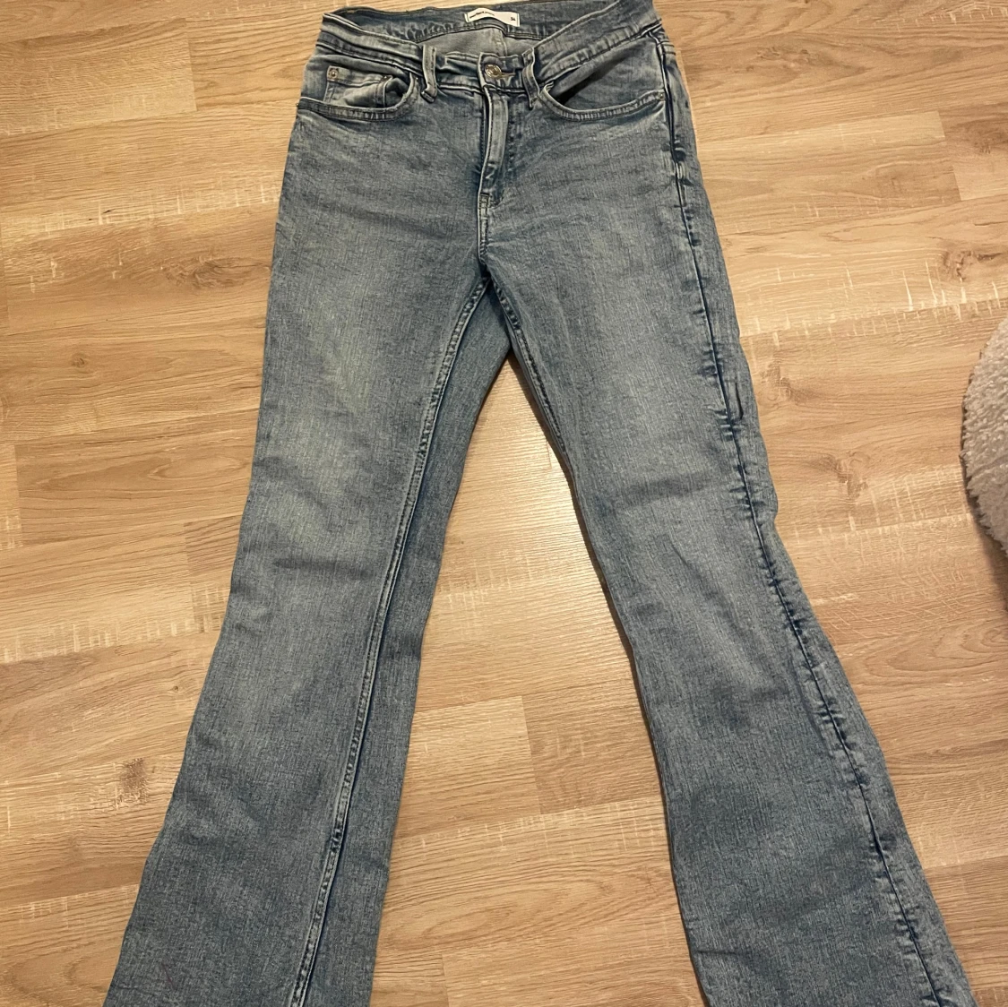 Lågmidjade bootcut jeans