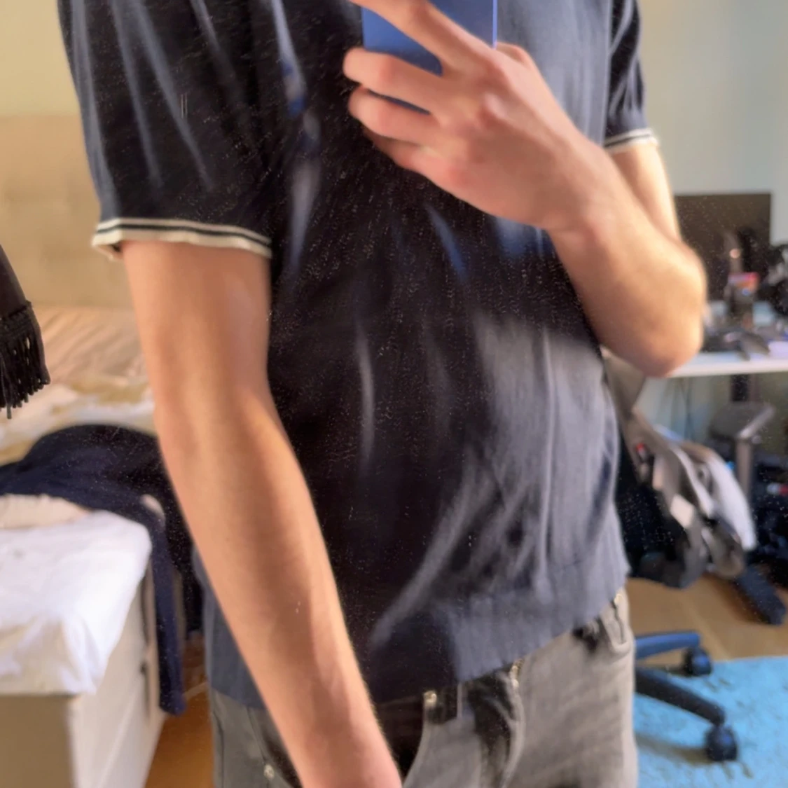 Mörkblå t-shirt från Riley - 1