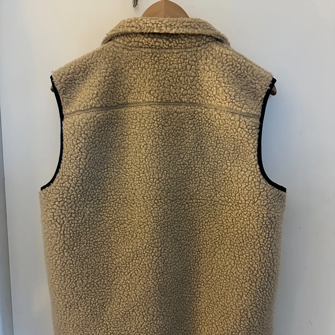 Beige fleeceväst från Ocean Works - 1