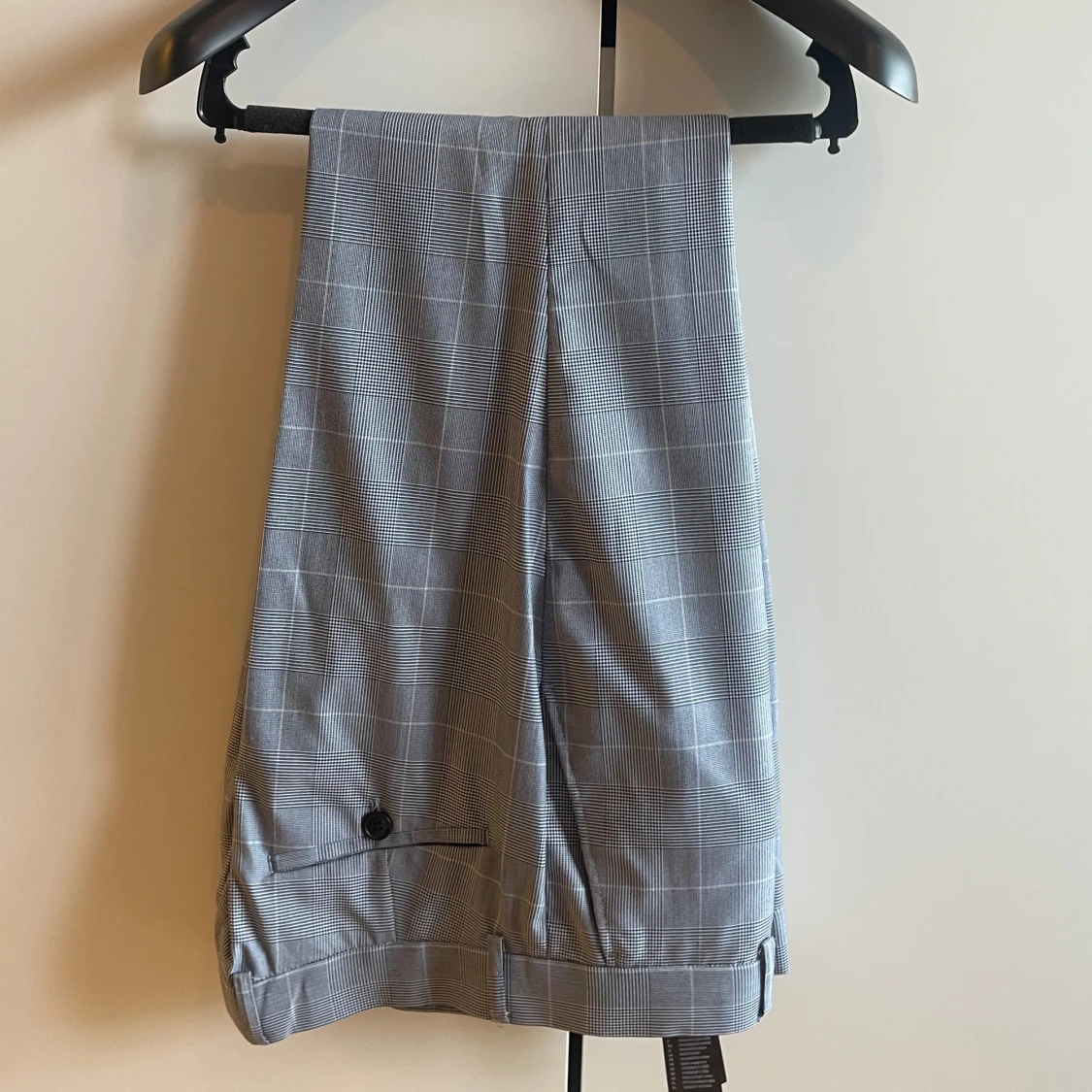 Grå rutig kostym från Lindbergh - 3