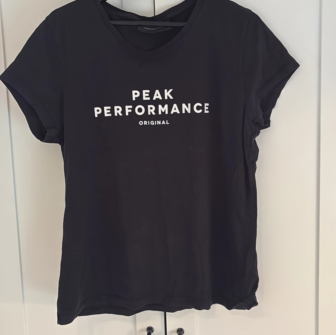 Svart t-shirt från Peak Performance