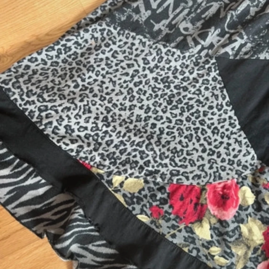 Kjol med djurmönster - 1