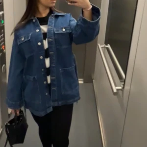 Jeans jacka  - Super fin jeans jacka i nytt skick 