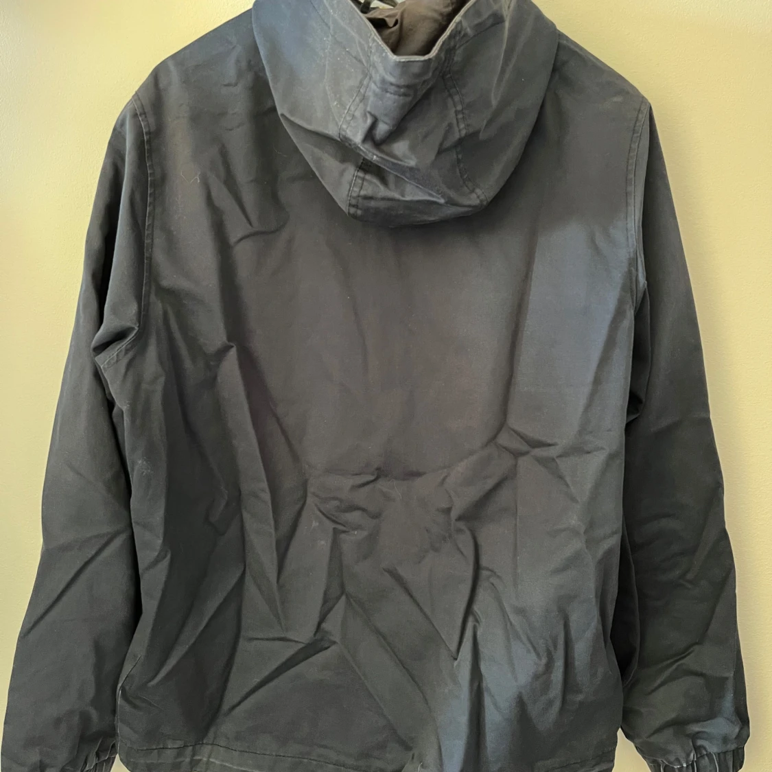 Mörkblå jacka från Lyle & Scott - 4