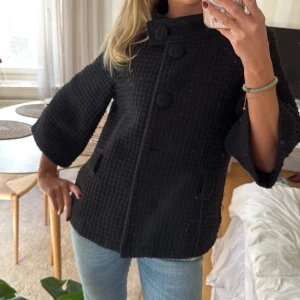 Trekvartsjacka - Såå fin trekvartsjacka från Only! Storlek M