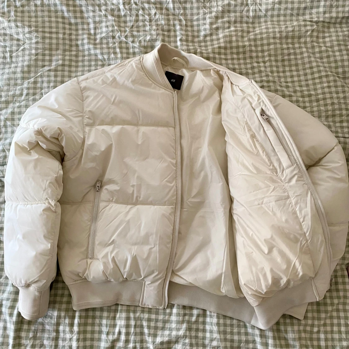 Pufferjacka från H&M | L