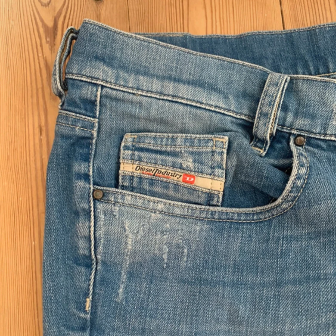 Blå bootcut jeans från Diesel - 1