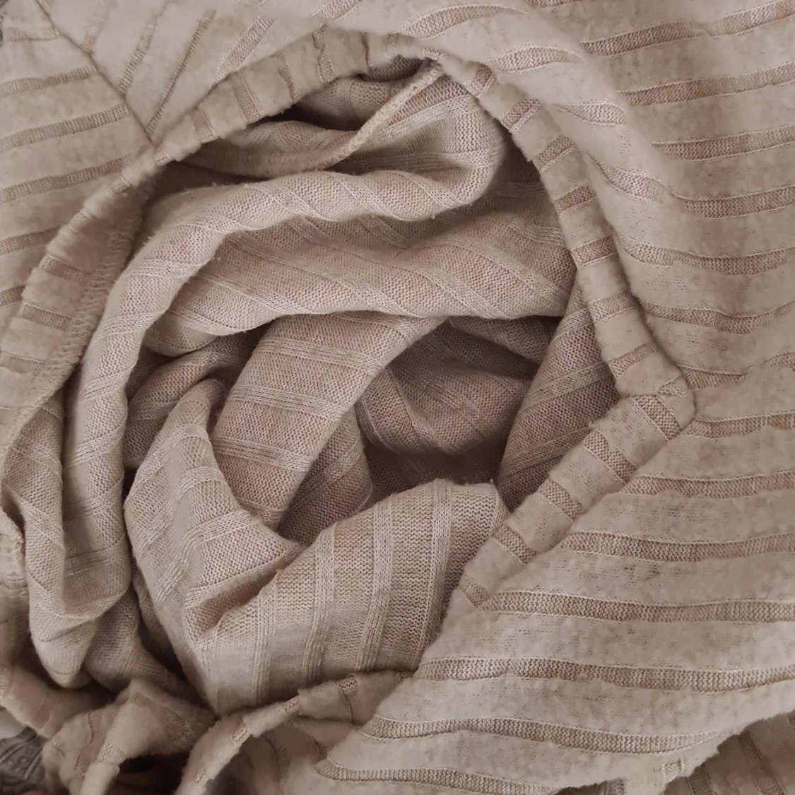 Beige ribbad långärmad topp från SHEIN - 4