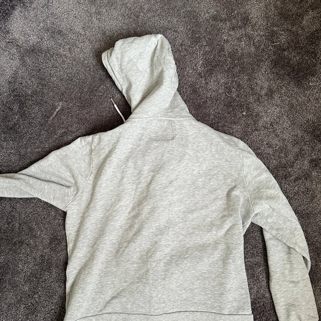 Ljusgrå hoodie med dragkedja - 2