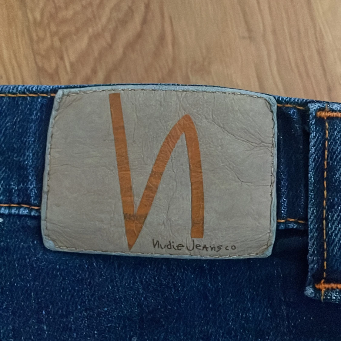 HELT NYA Blå jeans från Nudie Jeans - 1