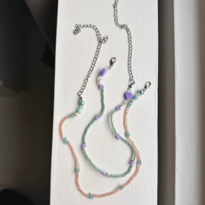 Halsband - Två superfina handgjorda halsband🤍