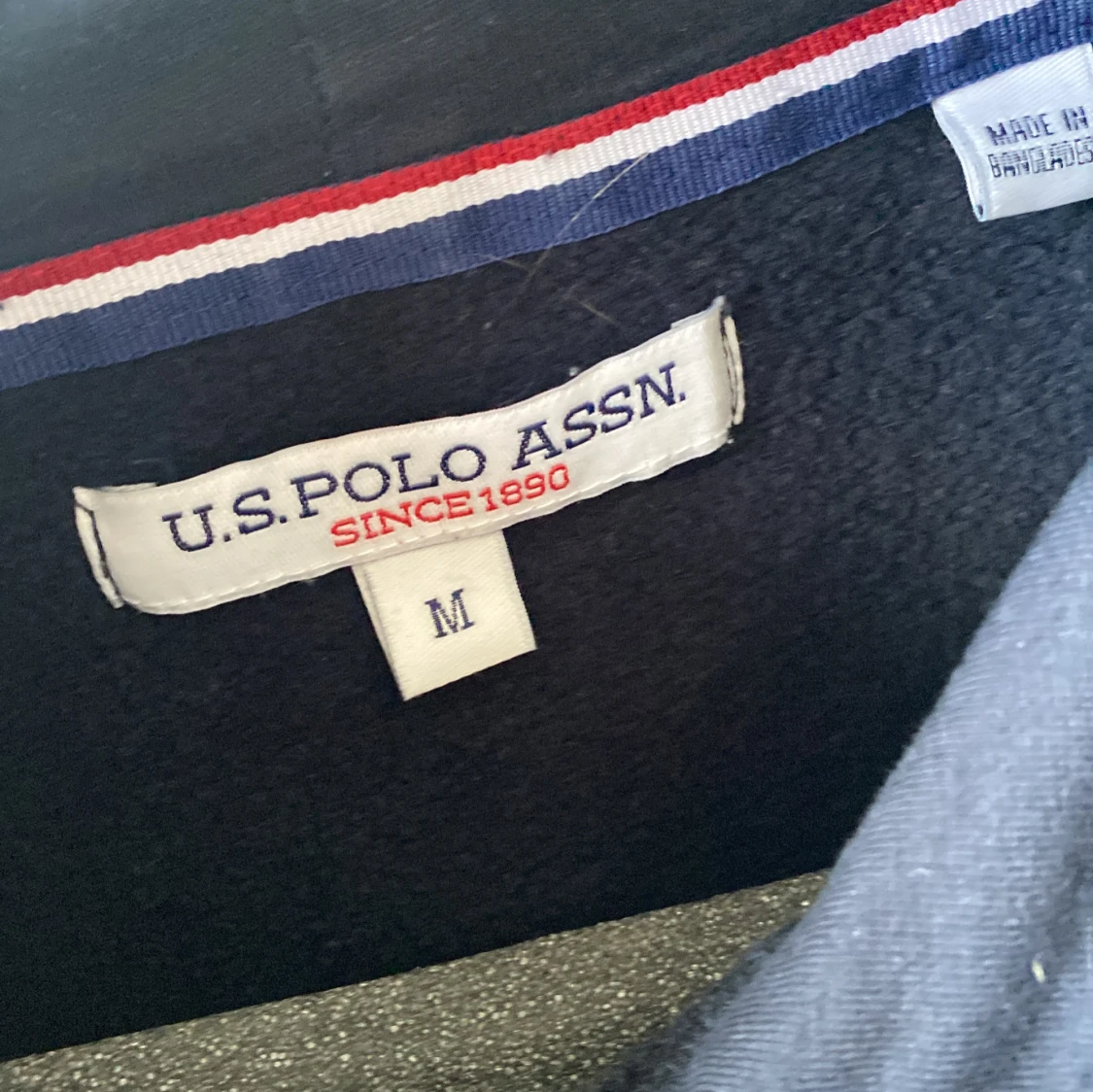 Marinblå hoodie från U.S. Polo Assn. - 1