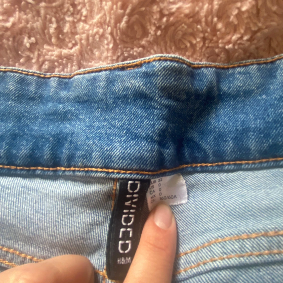Blå jeansbyxor från H&M - 4