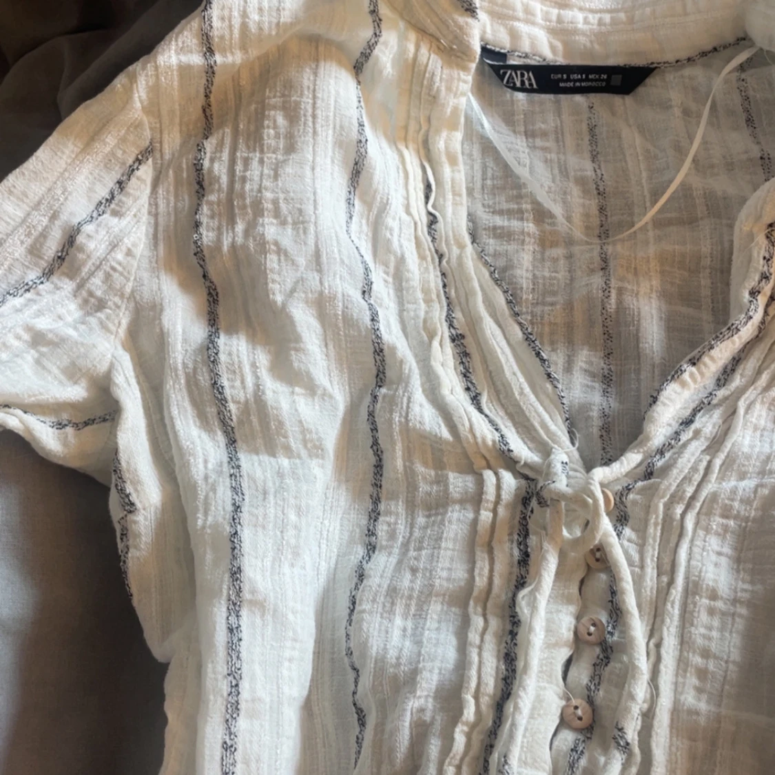 Vit randig blus från Zara - 1