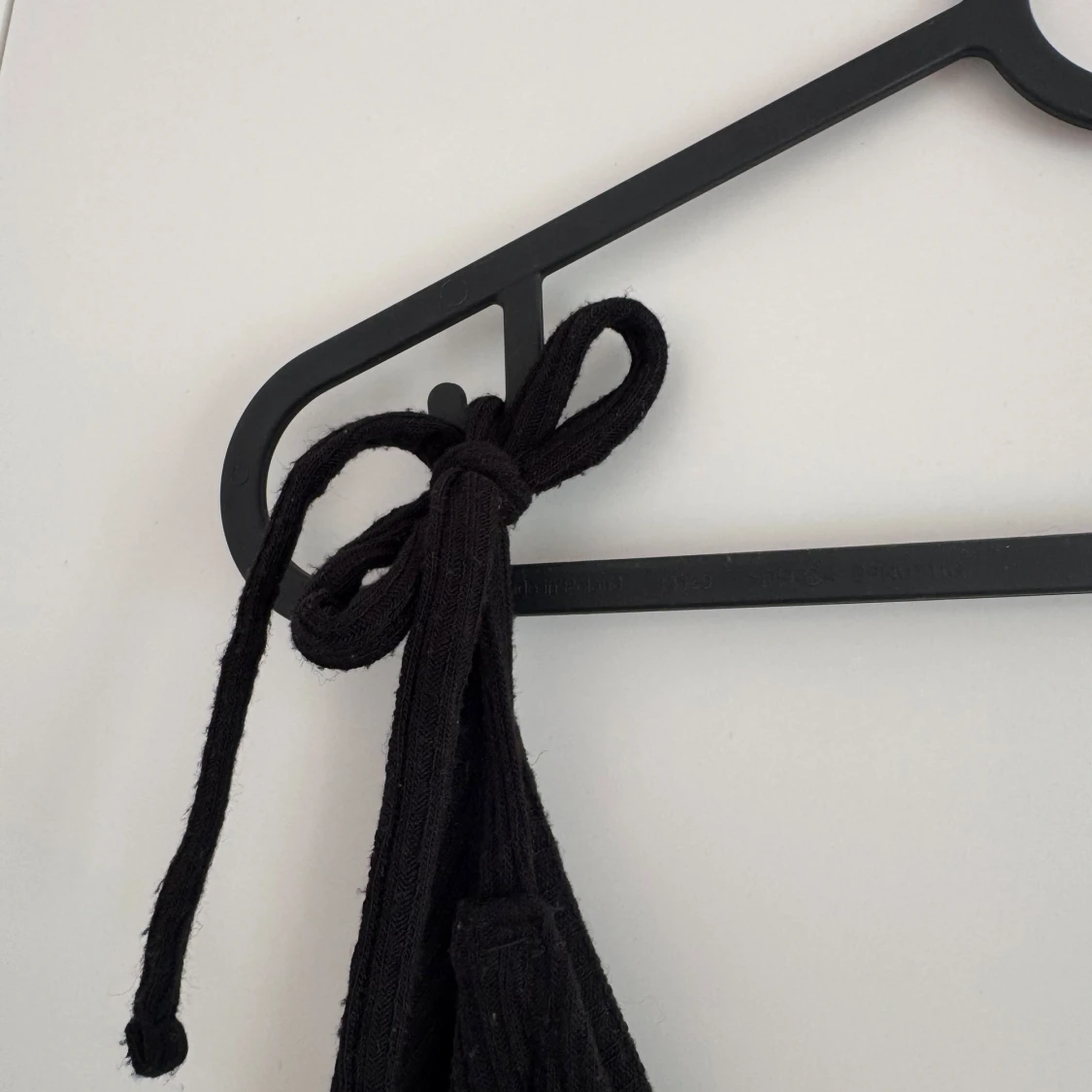 Svart stickad långklänning - 3