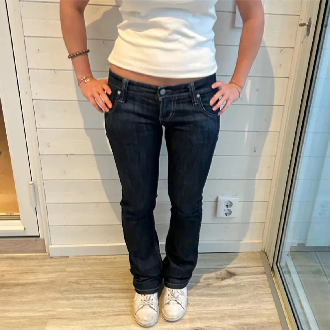 Mörkblå bootcut jeans - 1