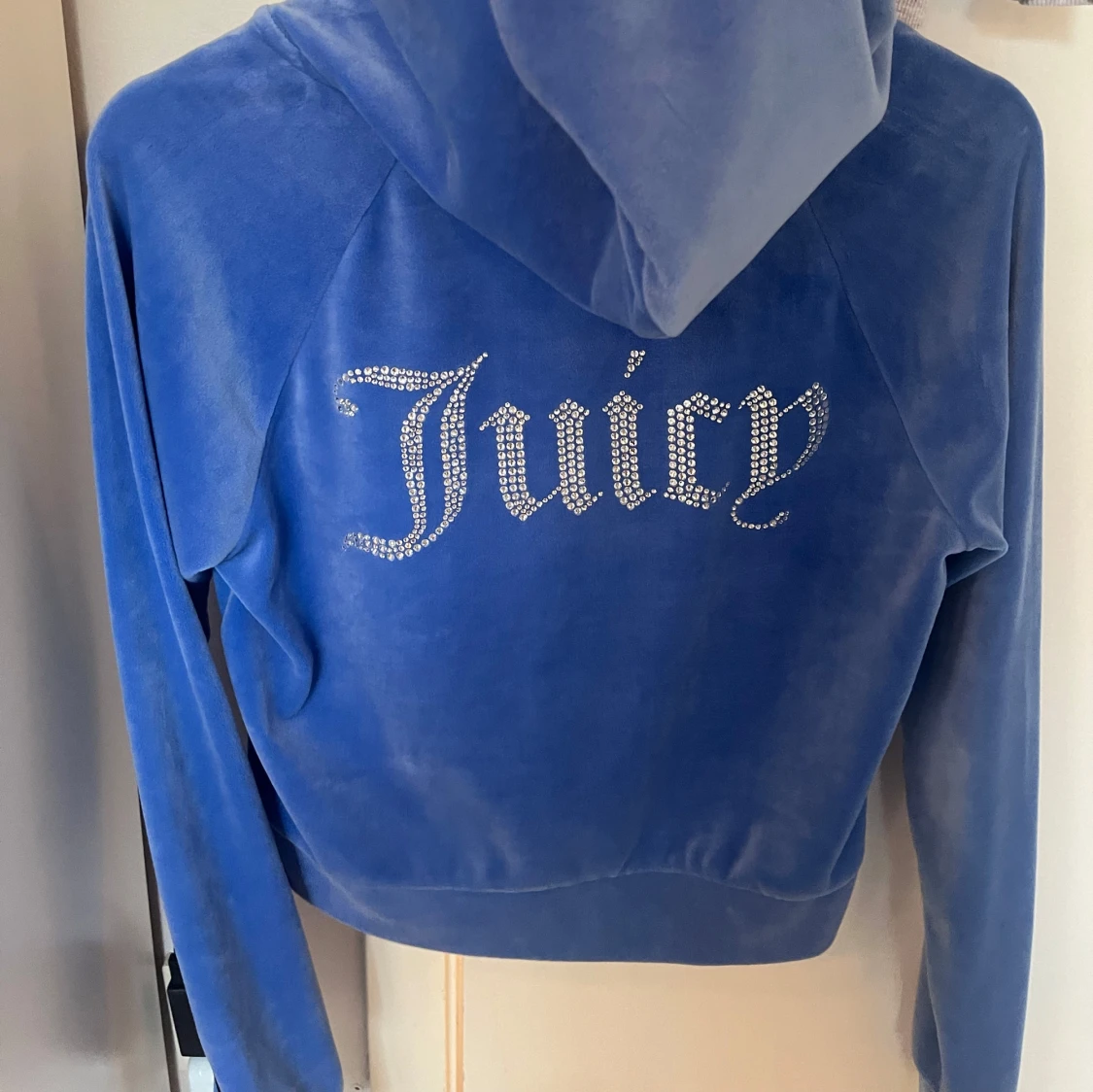 Blå velourjacka från Juicy Couture - 3