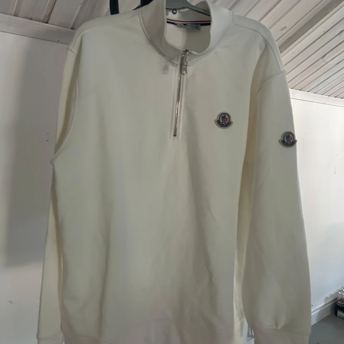 Vit tröja från Moncler - 1