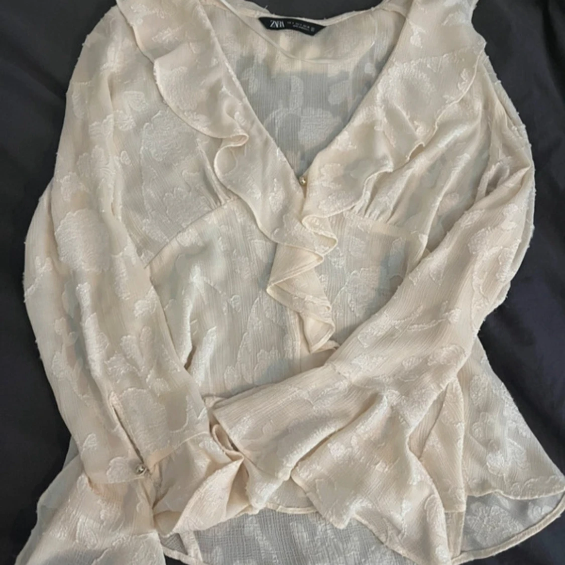 Ljus blus från zara - 2