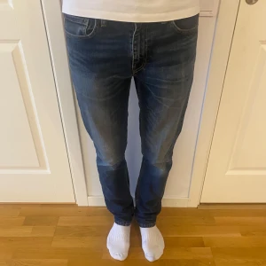 Levis 511 - Storlek 32/34. Mycket bra skick. Pris går att diskutera.