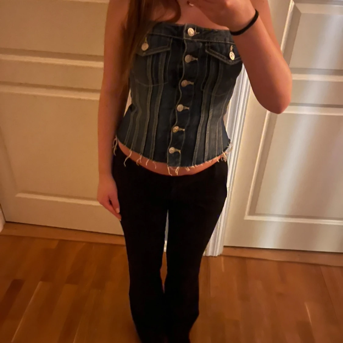 Jeans korsett med knappar