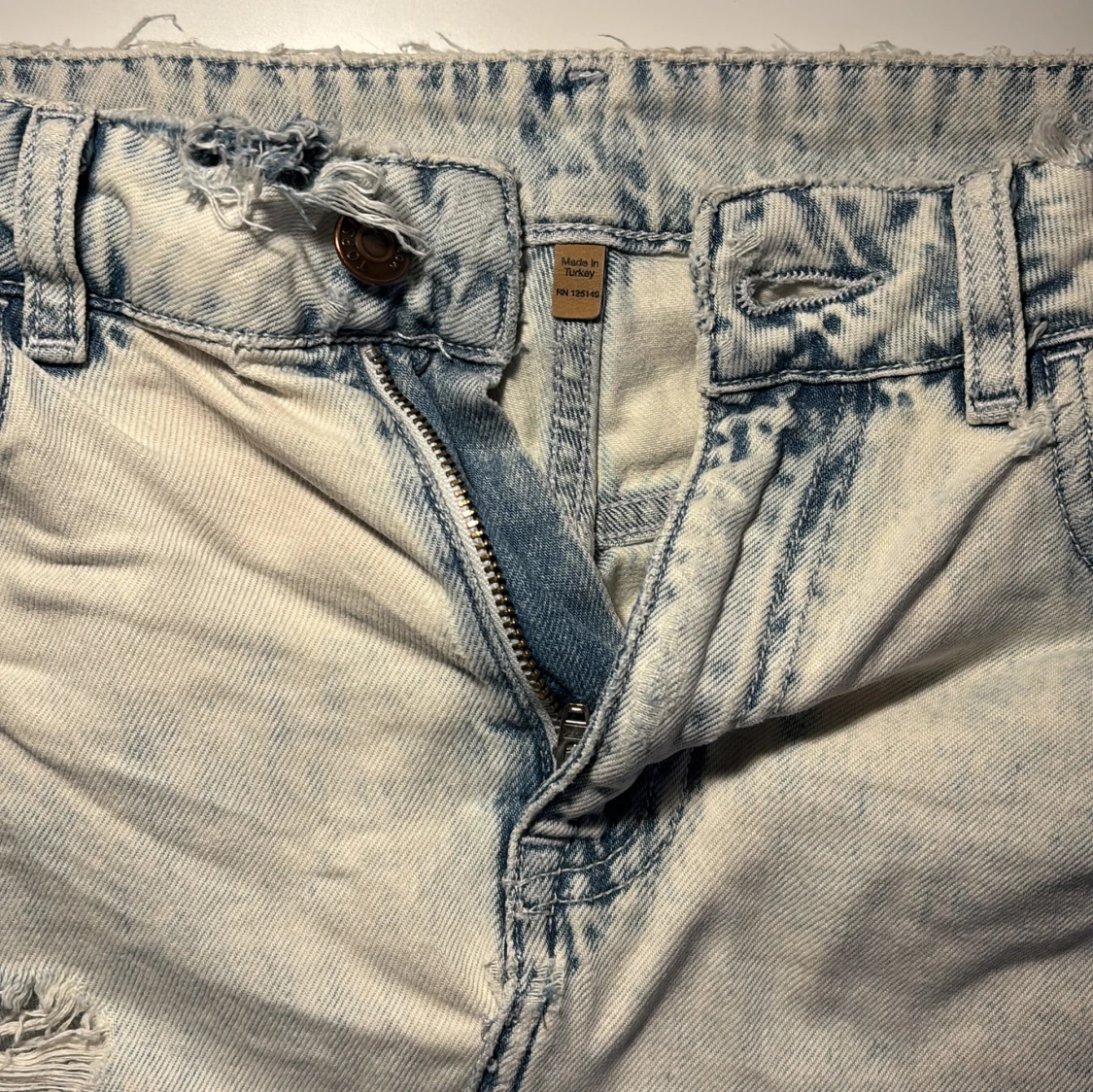 Sliten jeanskjol - 4