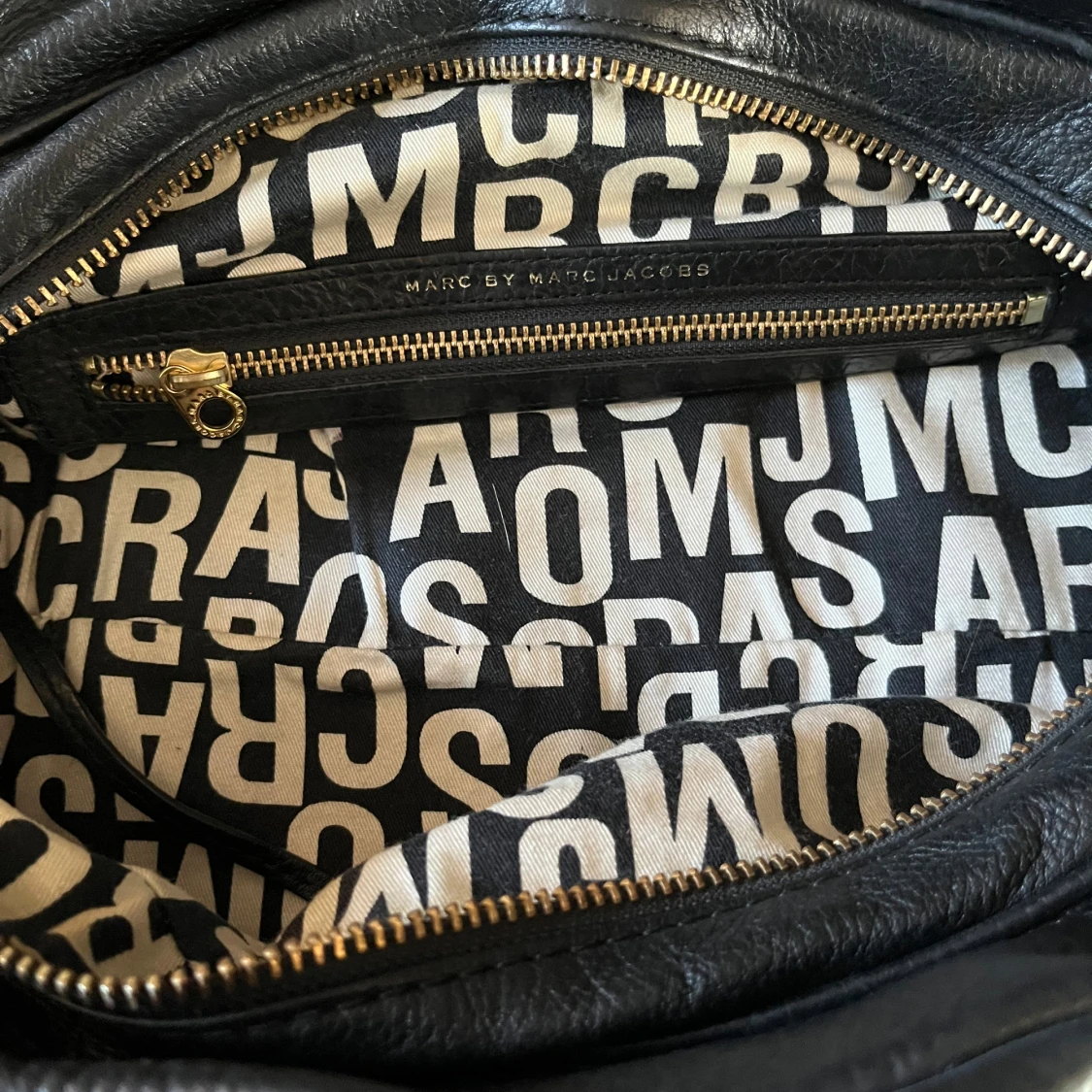 Svart Marc Jacobs väska - 3